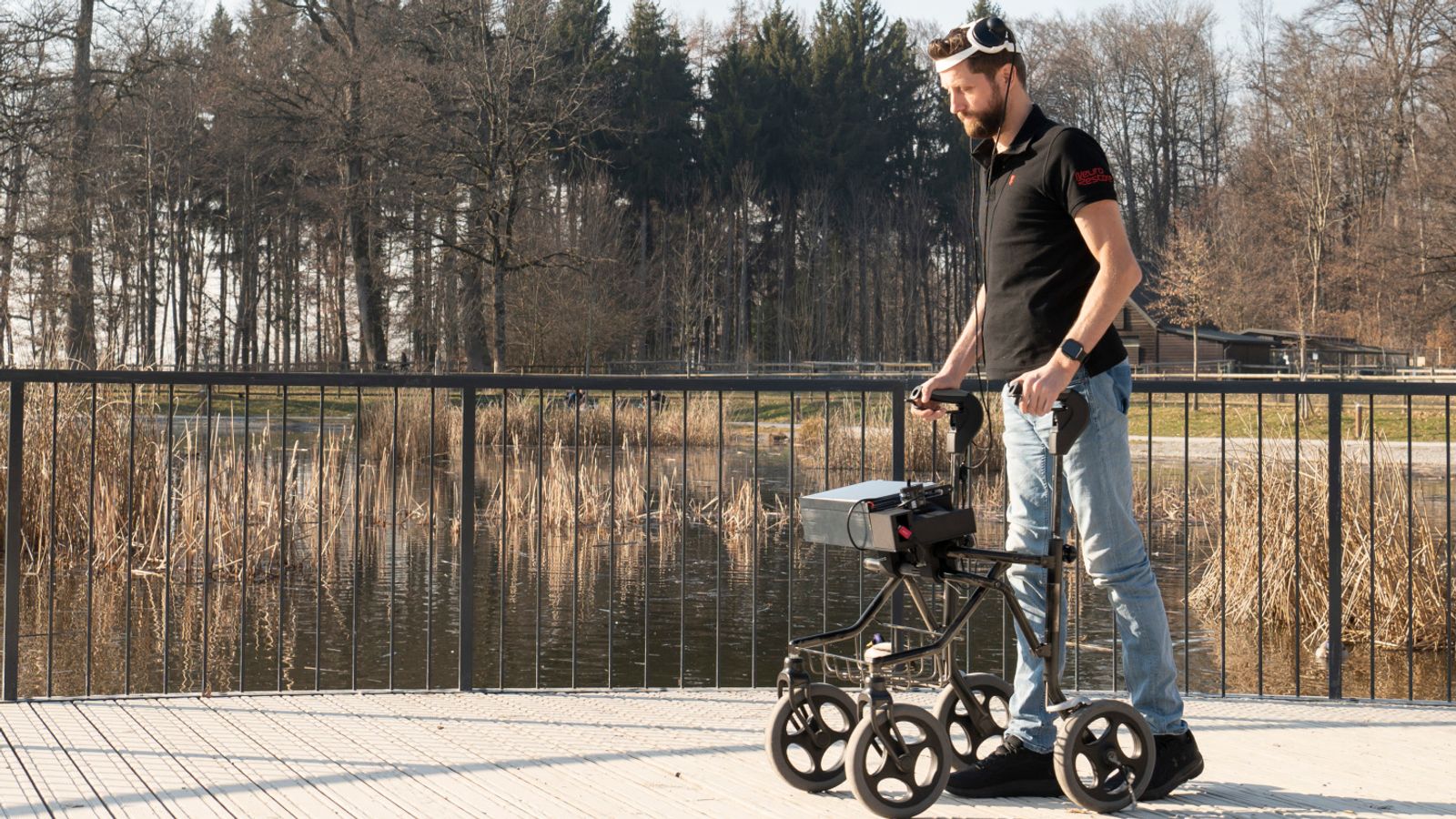 Paralysed man walks again thanks to 'digital bridge' that wirelessly reconnects brain and spinal cord