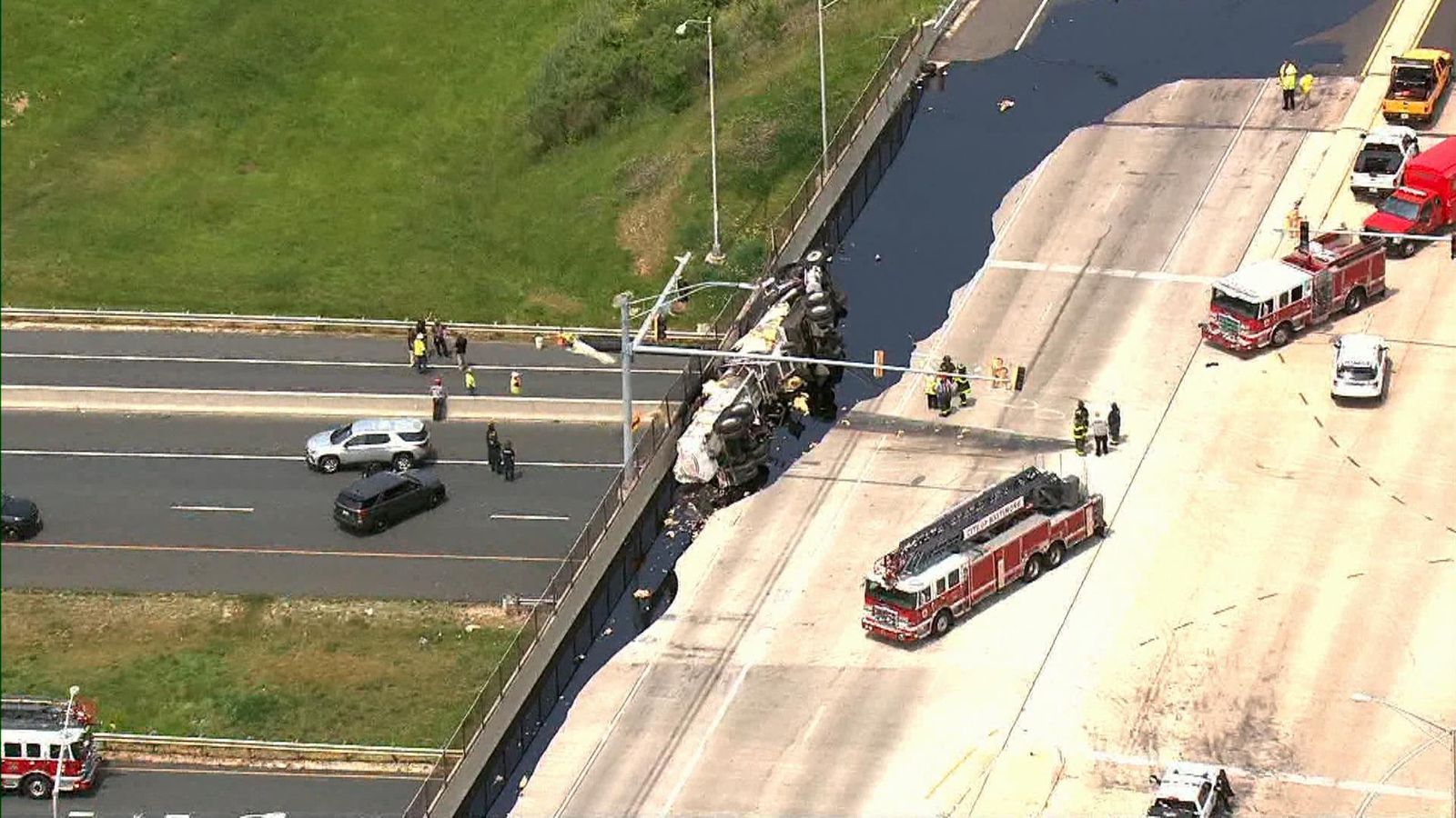 Us Tanker Overturns Spilling Hot Tar Across Busy Highway In Maryland Us News Sky News 3860