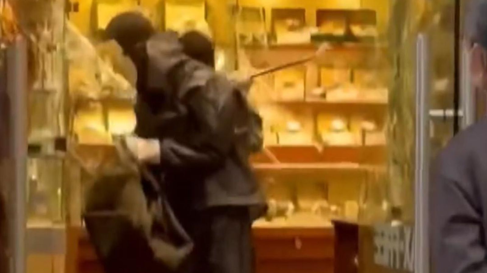 Tokyo: Luxury watch store robbed by masked individuals in daylight as ...