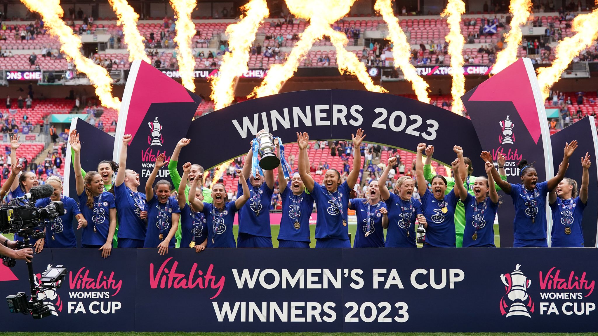 Women'S Fa Cup Final Draws World Record Crowd As Chelsea Beat Manchester  United | Uk News | Sky News