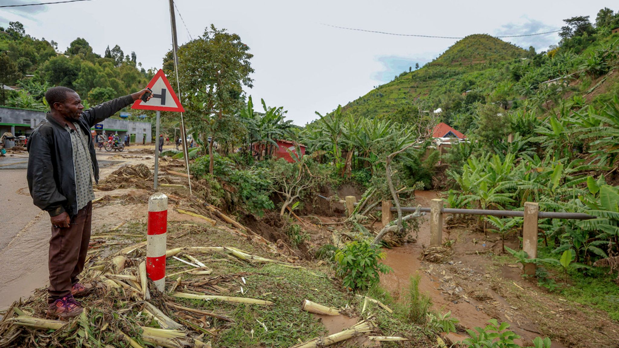 Number of dead 'continues to rise' after 129 killed due to torrential