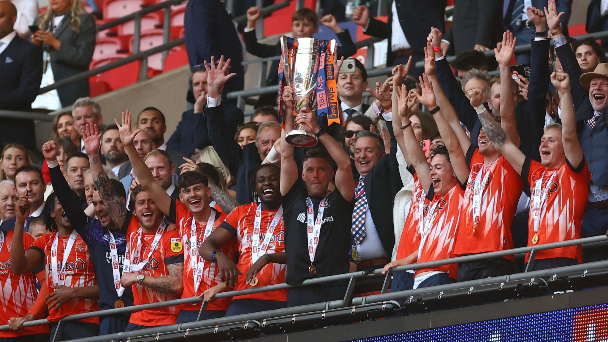 Championship Play-off Final: Luton Beat Coventry On Penalties To Win ...