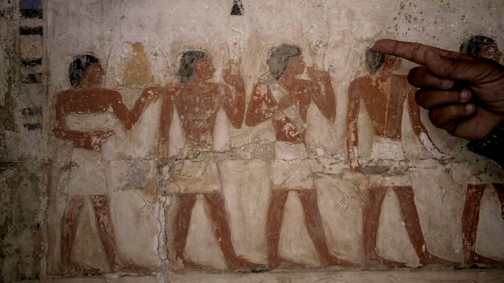 Ancient Tombs And Mummification Workshops Unearthed In Egypt | World ...