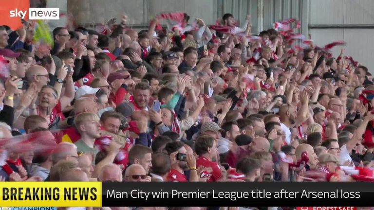 Got to do it ourselves' - Man City fans fume at added time after late  Arsenal winner against Bournemouth - Manchester Evening News