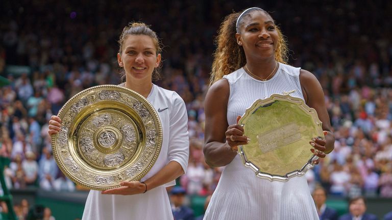 Simona Halep (solda), 2019'da Wimbledon'ı kazanmak için Serena Williams'ı mağlup etti. Resim: Susan Mullane-USA TODAY Sports