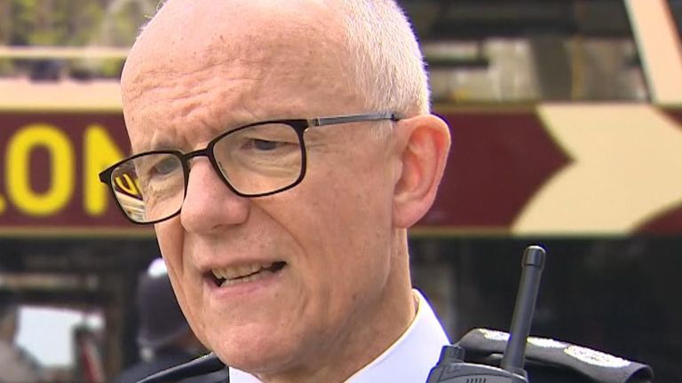 Met Police Commissioner says &#39;the law is very clear&#39;