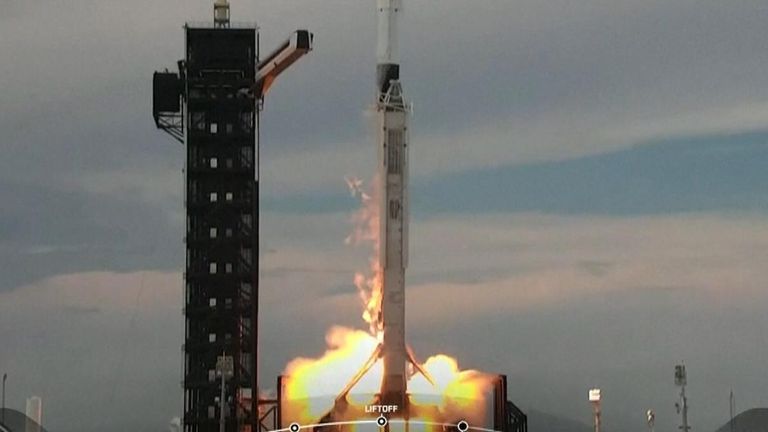 SpaceX launches a private flight to the ISS