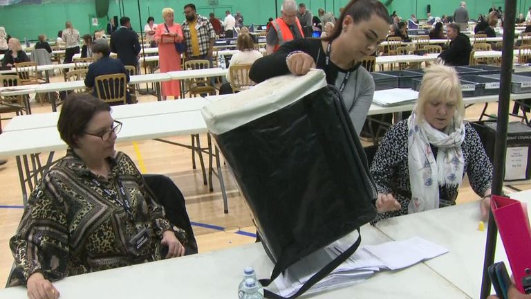 Vote counting in Medway