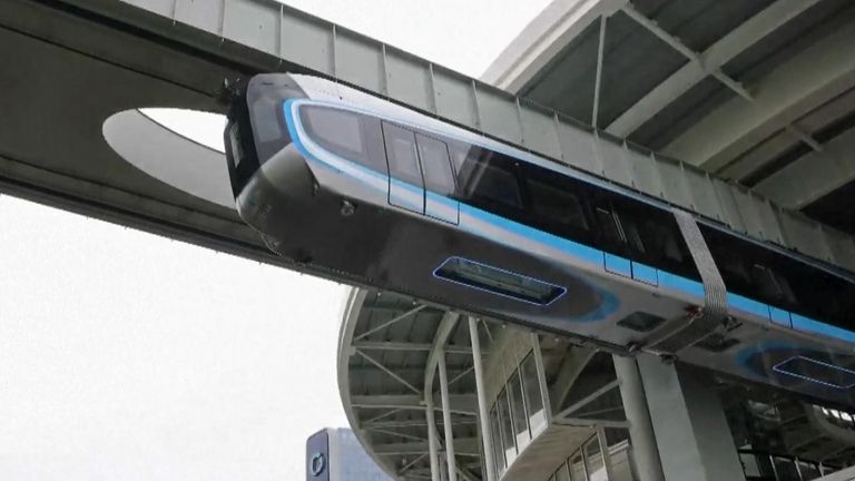 Hanging glass-bottomed train is tested in Wuhan, China