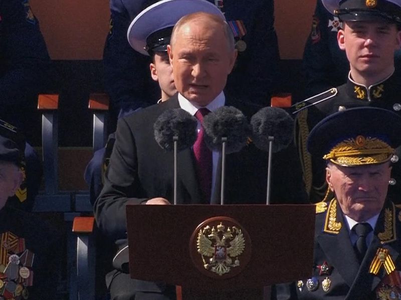 Putin's 'one-tank' military parade was an embarrassment for Russia