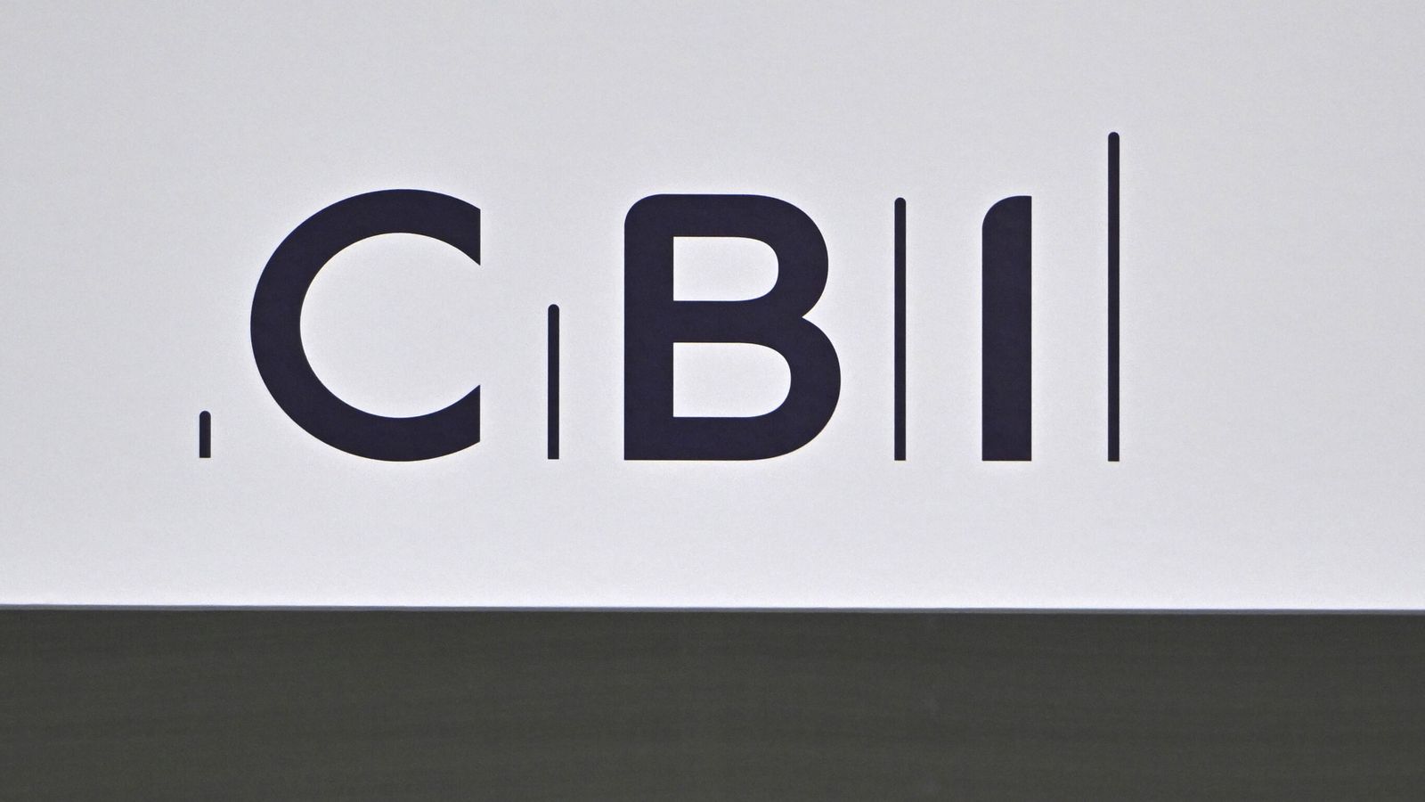 CBI ще закрие част от задгранични офиси в стремеж за намаляване на разходите