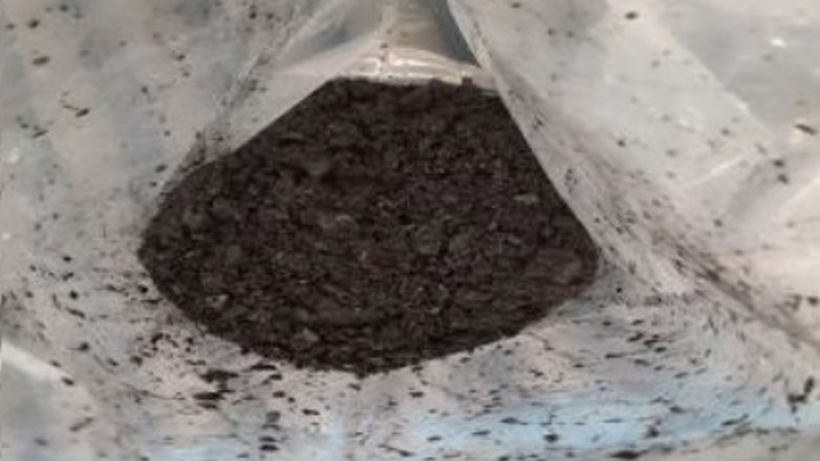 Cocaine haul disguised as charcoal and worth £120m found at UK port ...