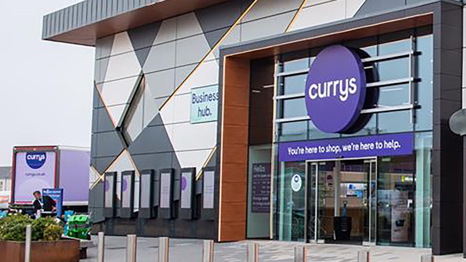 Currys boss 'wary' of economic optimism as overall profits fall