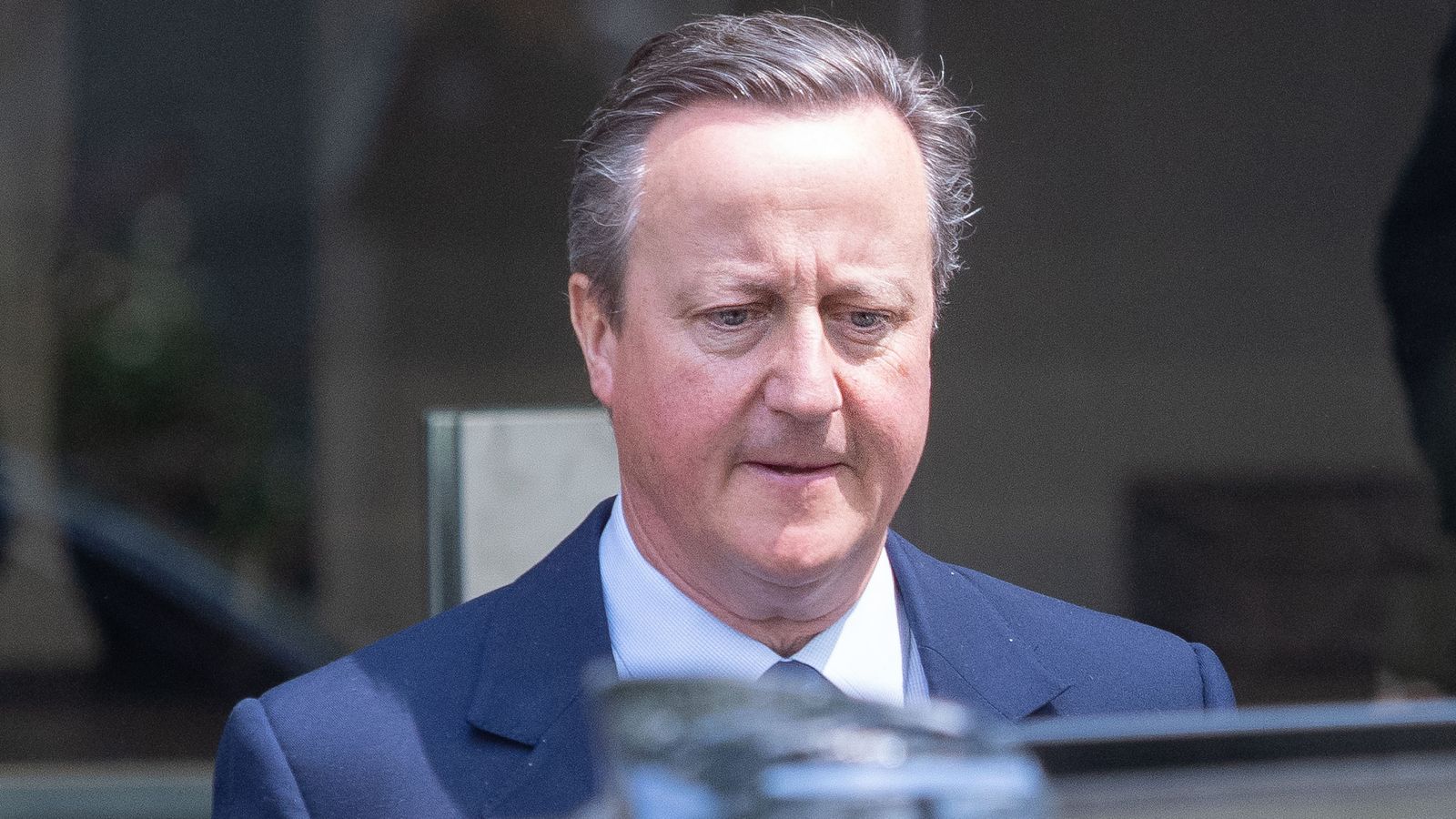 David Cameron heckled as he leaves COVID inquiry