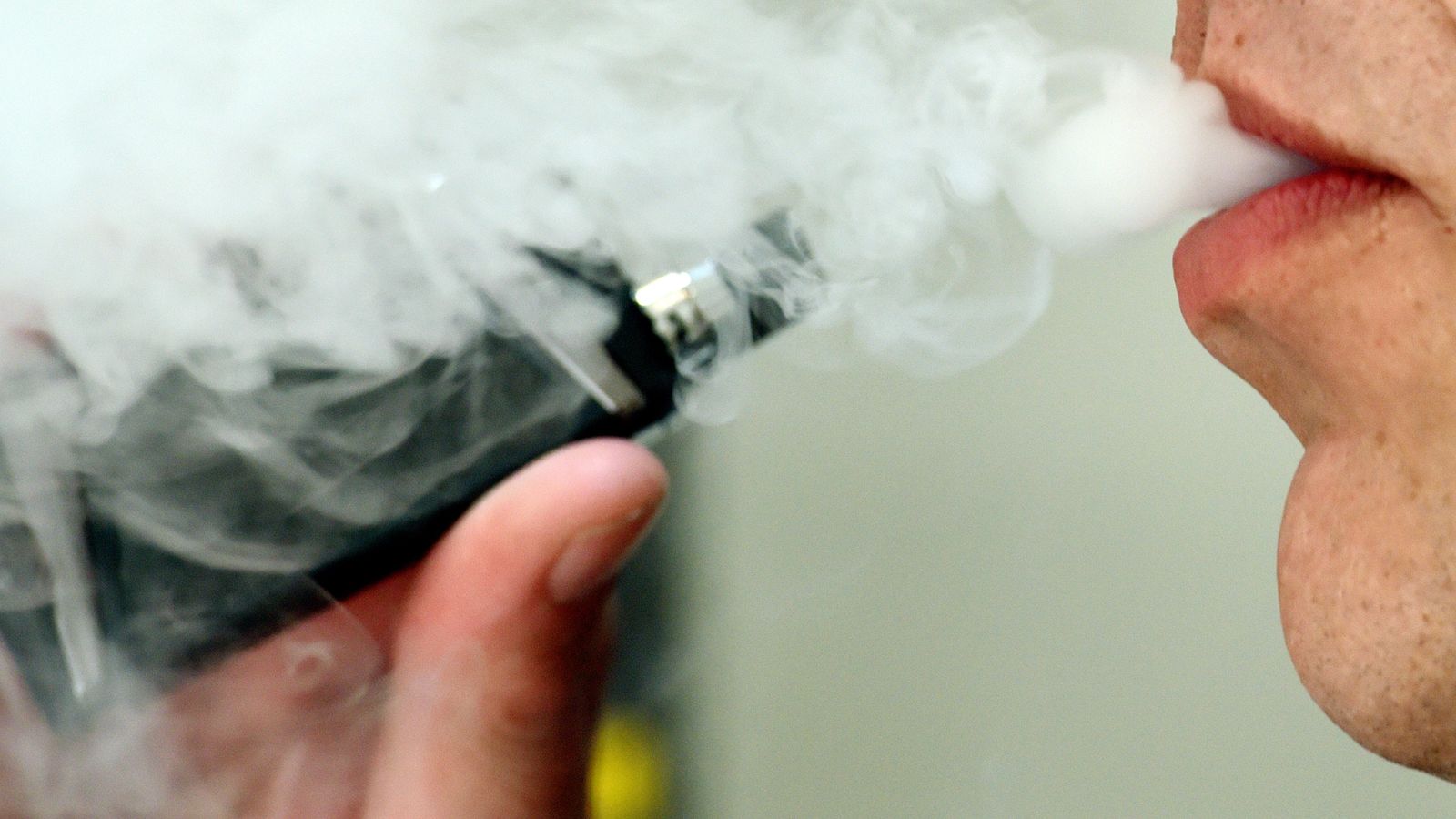 Single-use e-cigarettes: Local councils call for disposable vapes to be banned in UK by next year
