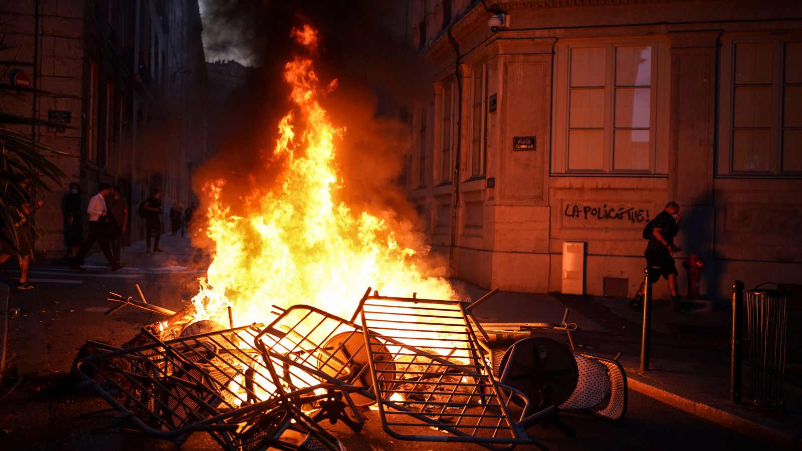 France riots: Looters break into gun shop as hundreds arrested on fourth night of violence
