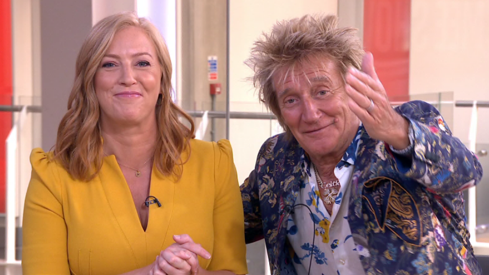 Sir Rod Stewart reinforces dedication to free MRI scans and helps junior medical doctors’ strike