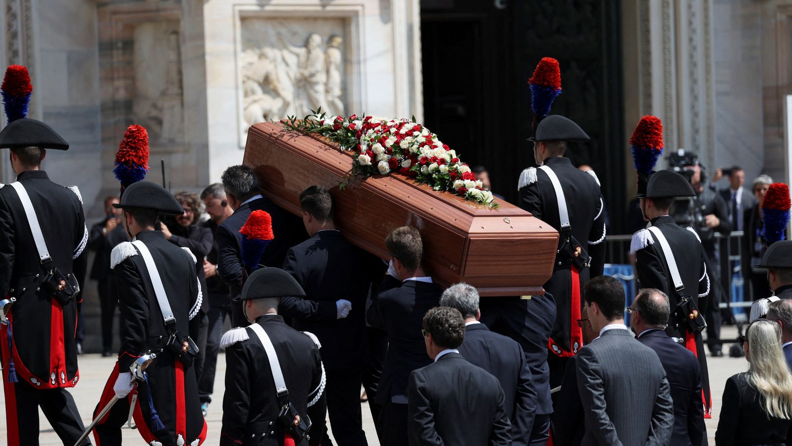 Silvio Berlusconi: Hundreds pay closing respects to former Italian prime minister in Milan