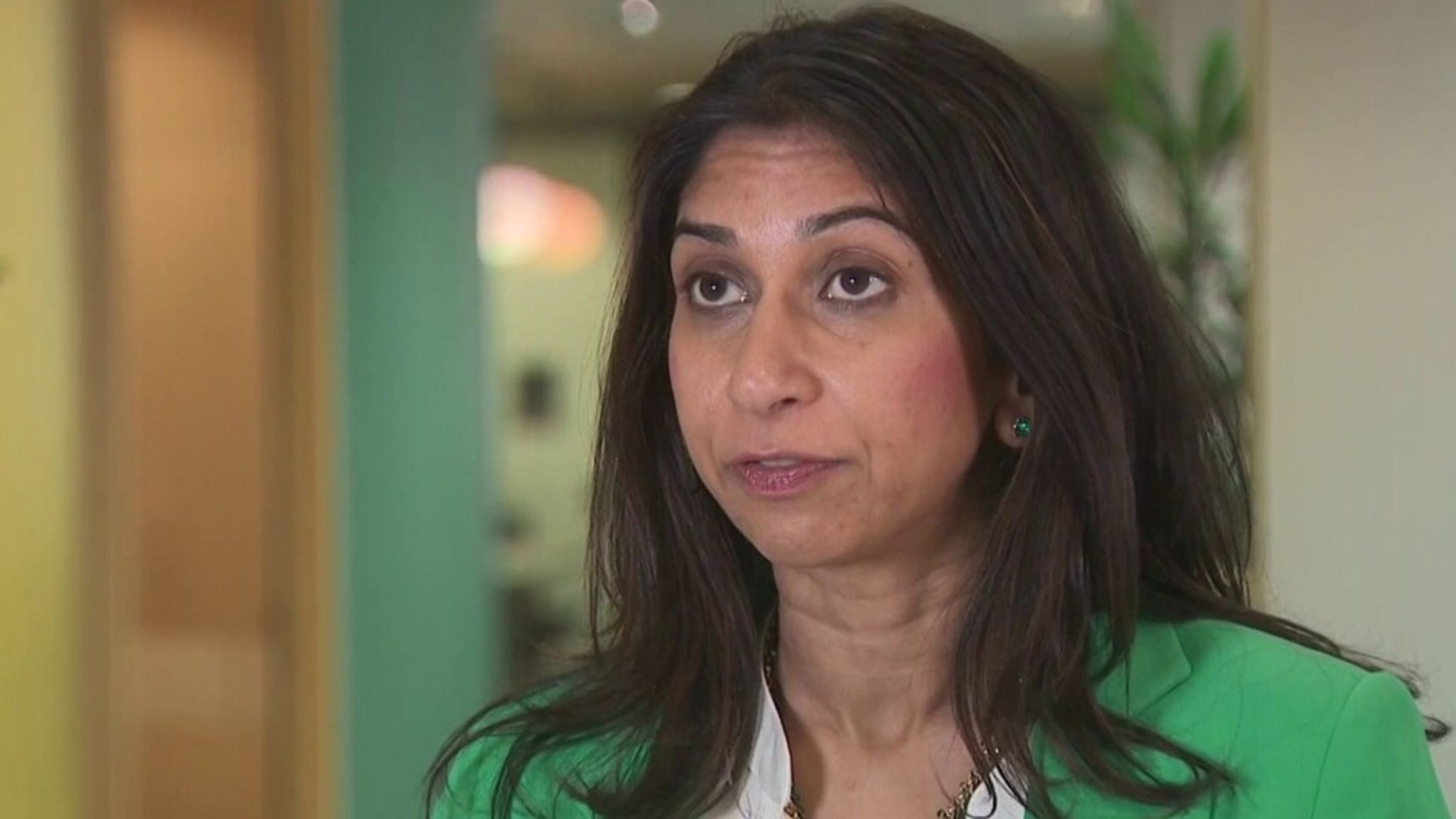 Bibby Stockholm: Tory ministers face calls to resign after Legionella