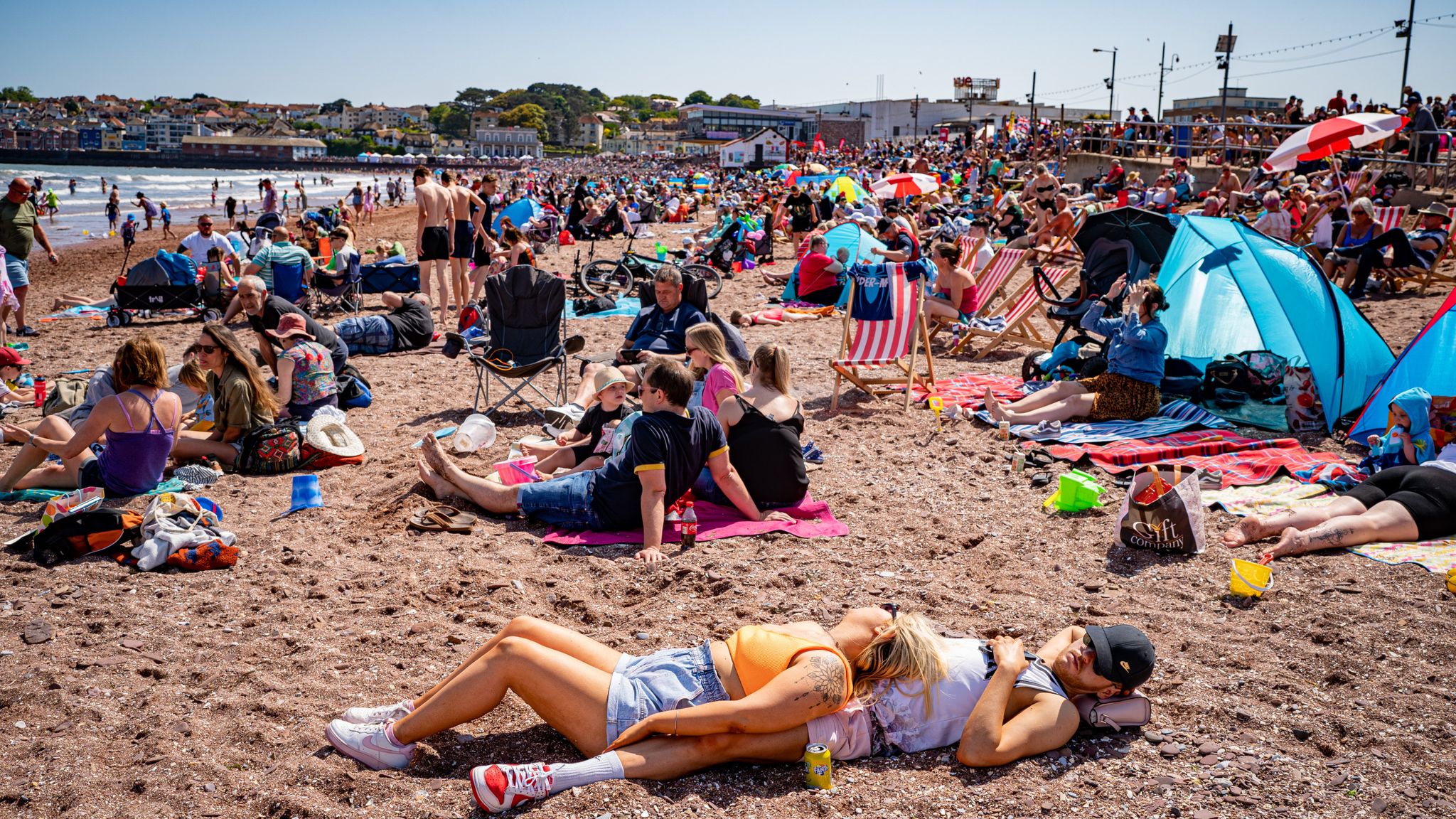 Uk Weather Britain Braced For Hottest Day Of The Year So Far And A Warm Week To Come Uk