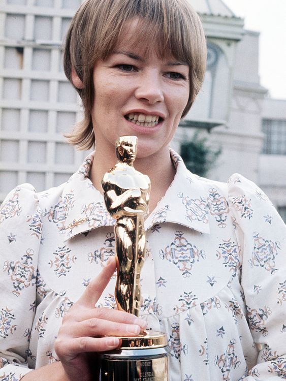 British actress Glenda Jackson, holds her Oscar award for Best Actress, which was presented for her performance in the "Women in Love", in London
Pic:AP