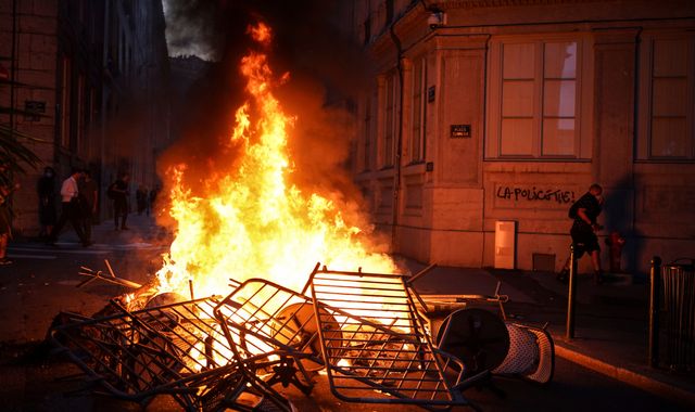 'Next hours will be decisive': 45,000 police deployed as unrest spreads across France - Vimarsana News