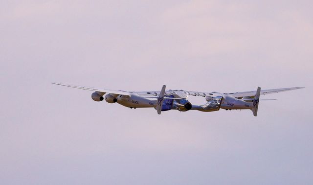 watch-as-virgin-galactic-launches-first-commercial-flight-into-space