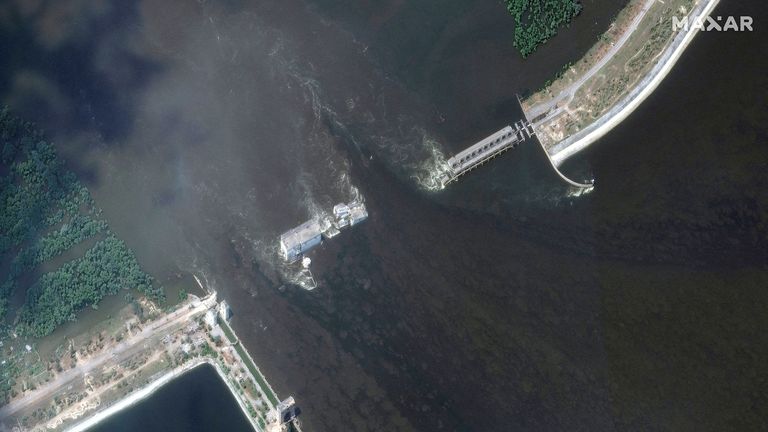 FILE PHOTO: A satellite image shows the Nova Kakhovka Dam and hydroelectric plant after its collapse, in Nova Kakhovka, Ukraine June 7, 2023. Maxar Technologies/Handout via REUTERS THIS IMAGE HAS BEEN SUPPLIED BY A THIRD PARTY. NO RESALES. NO ARCHIVES. MUST NOT OBSCURE LOGO./File Photo