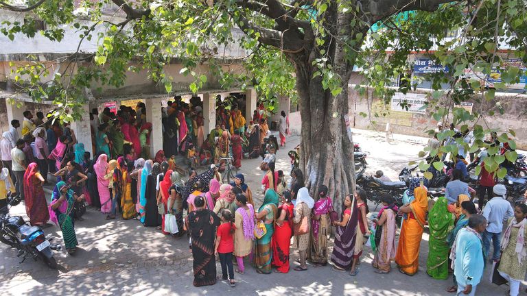 Queues for the hospital in Bailla, Uttar Pradesh. Pic: AP