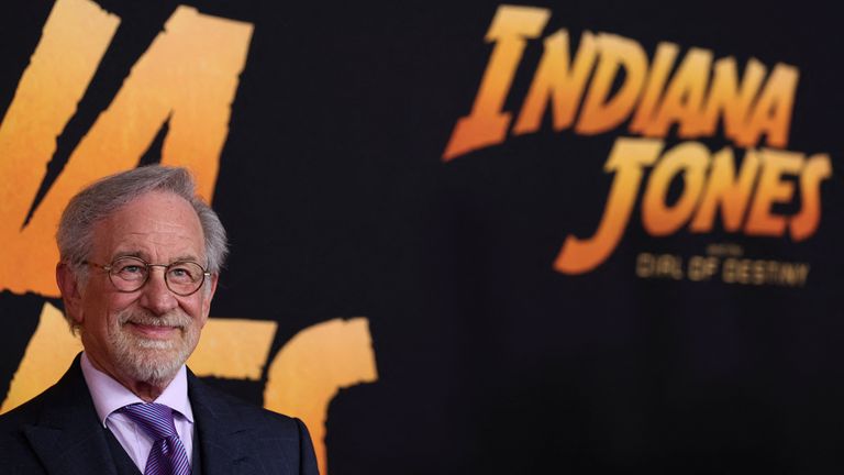 يحضر ستيفن سبيلبرغ العرض الأول لفيلم Indiana Jones و Dial of Destiny