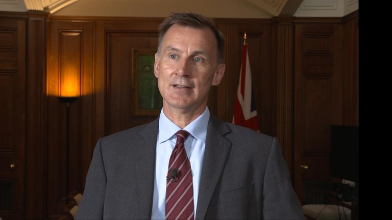 Jeremy Hunt says he has agreed three measures with mortgage lenders to ease people&#39;s worries over interest rate hikes