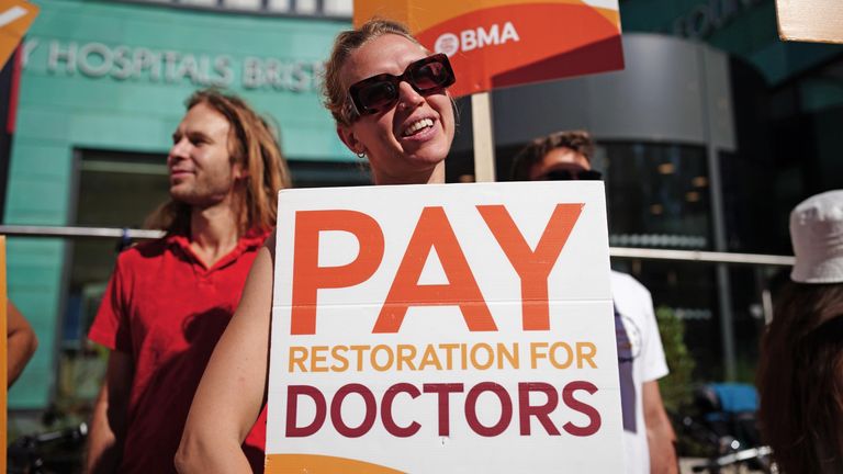 Striking junior doctors from British Medical Association on the picket line outside Bristol Royal Infirmary. The 72-hour stoppage will run from 7am on Wednesday June 14 to 7am on Saturday June 17 in a row with the Government over pay. Picture date: Wednesday June 14, 2023.