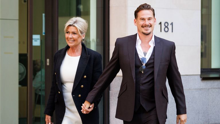 Lee Ryan leaves Westminster Magistrates&#39; Court with his mother Sheila after applying to withdraw his guilty plea for drunkenly assaulting a police officer