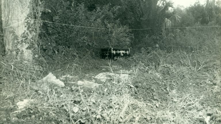 Trunk found in wooded area, October 31, 1969. Pic: St Pertersburg police deparment 