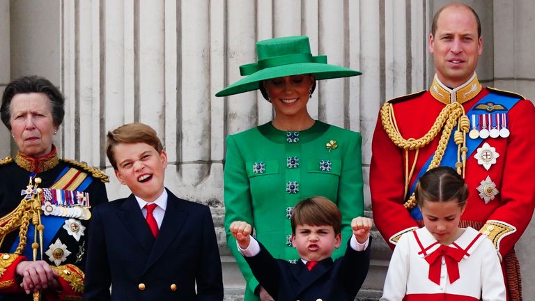 (L-R) The Princess Royal, Prince George, the Princess of Wales, Prince Louis, the Prince of Wales and Princess Charlotte