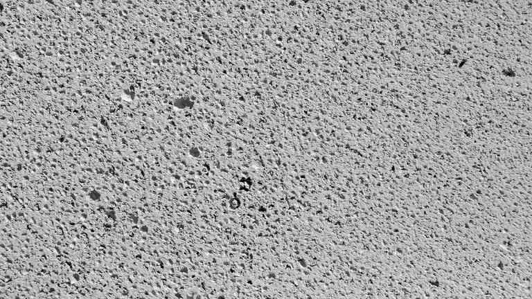 A cross-section of reinforced autoclaved aerated concrete