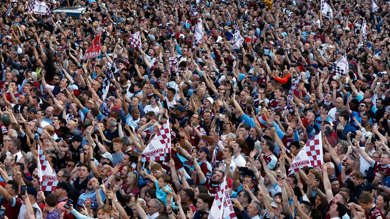 A sea of supporters lined the streets of east London to celebrate the Hammers&#39; historic win 