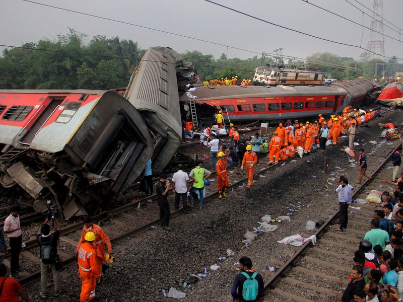 India train crash: Hundreds dead and many more injured after accident in  Odisha's Balasore district | World News | Sky News