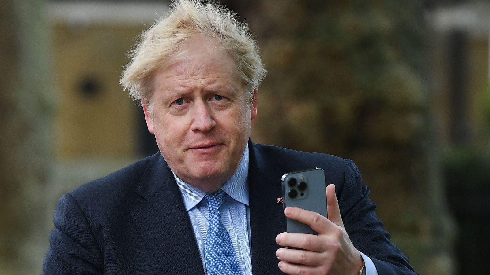Tech experts retrieve Boris Johnson's pandemic WhatsApps from old phone