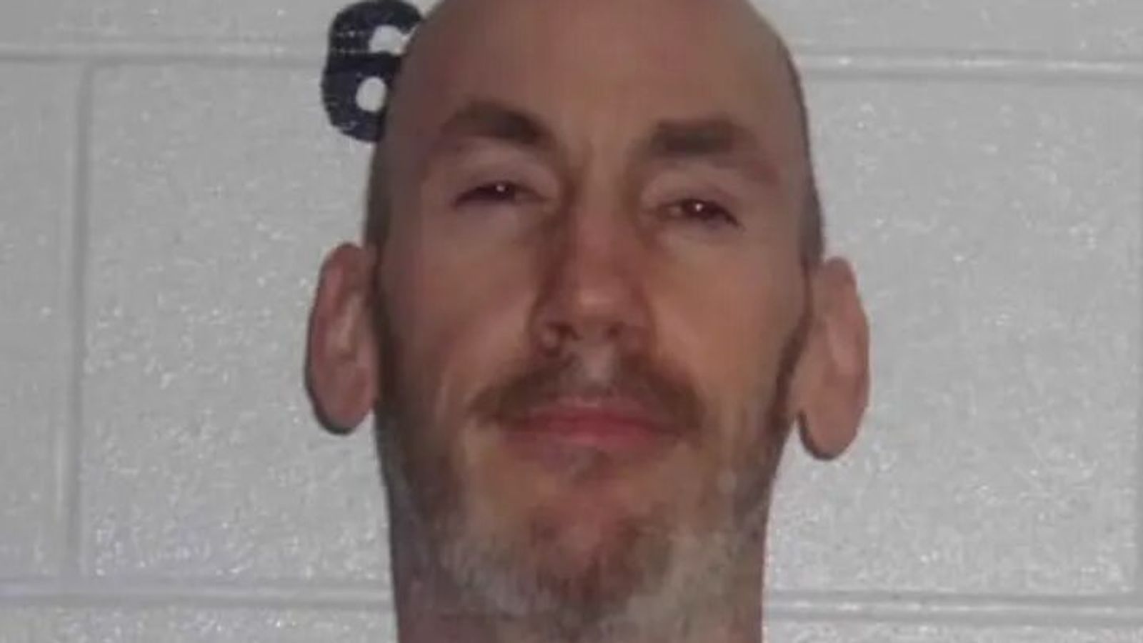 Prisoner on the run after Shawshank Redemption-style jailbreak in Colorado