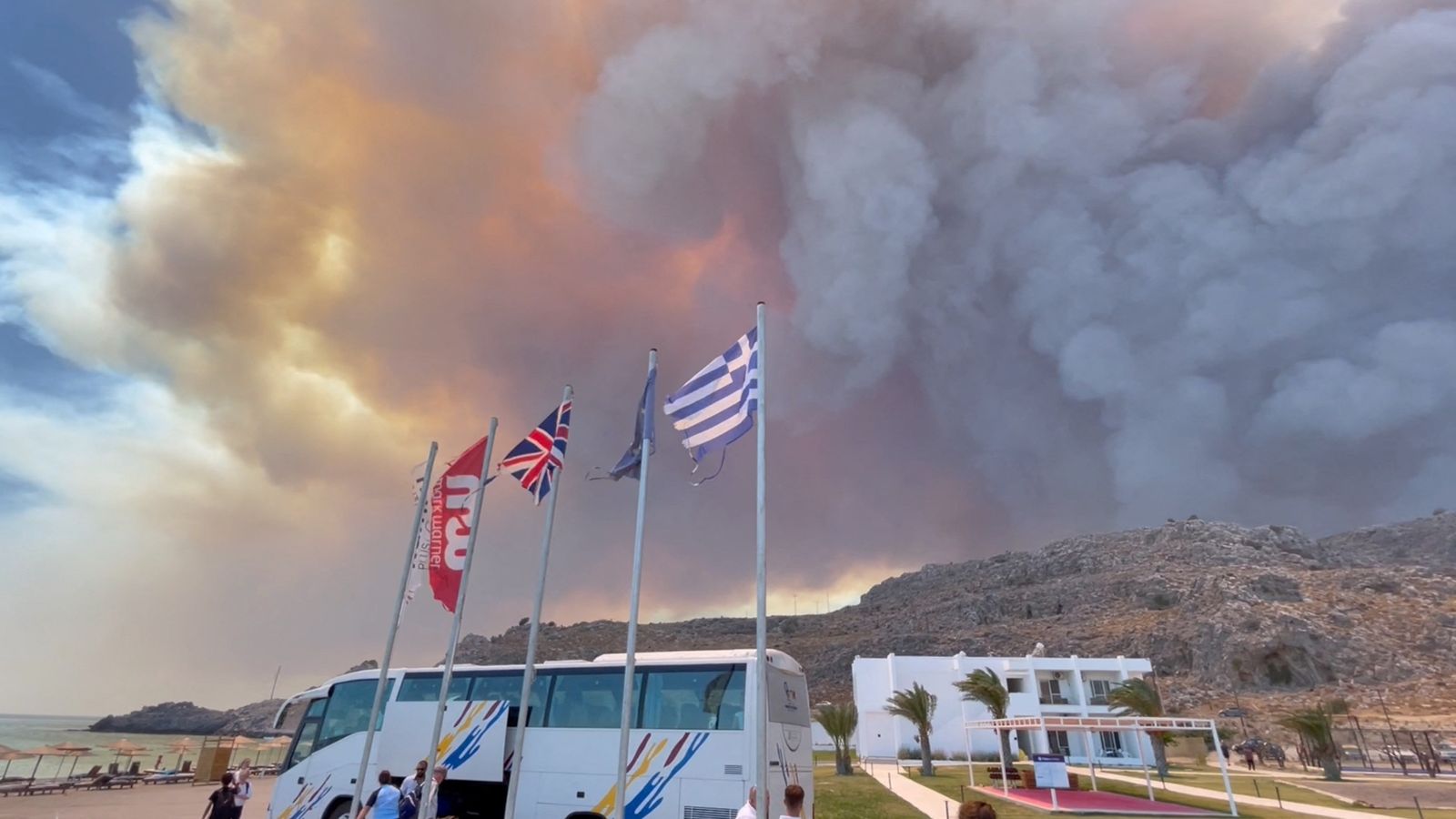 British Airways 'very concerned' by fires in Rhodes and in contact with