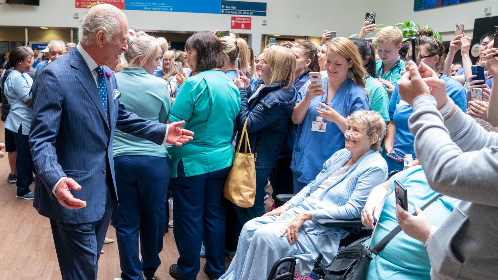 King and Queen celebrate 75th birthday of NHS during Royal Infirmary of