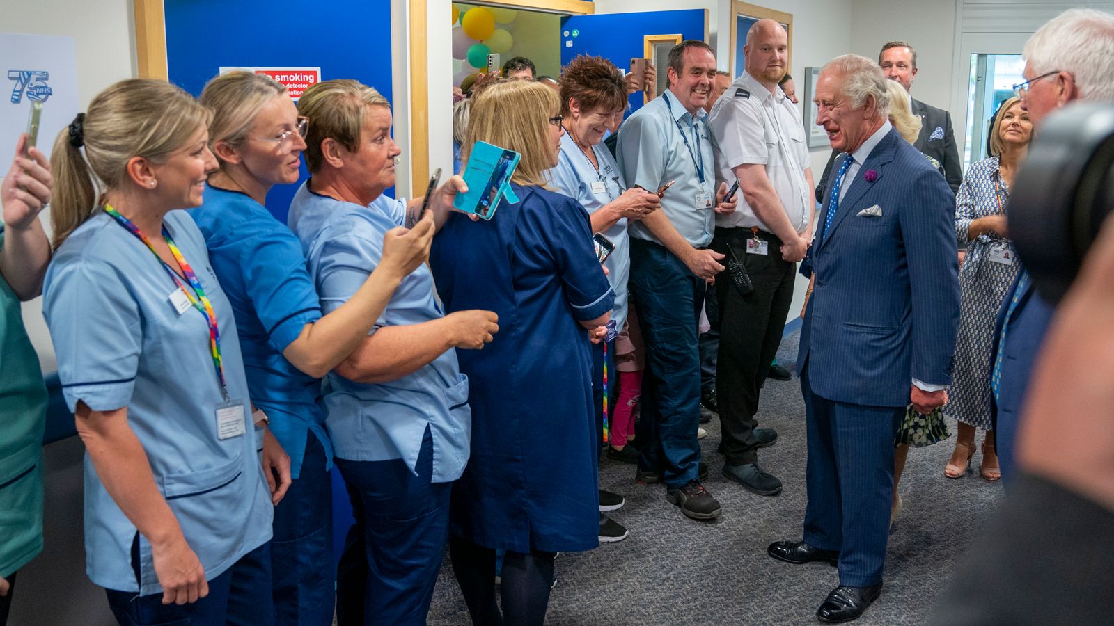 King and Queen celebrate 75th birthday of NHS during Royal Infirmary of ...