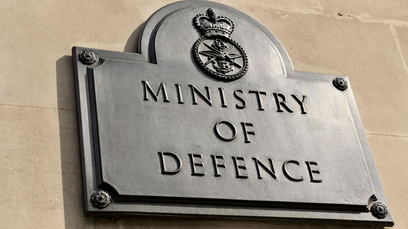 Ministry of Defence annual losses of more than £800m criticised as 'utterly indefensible'