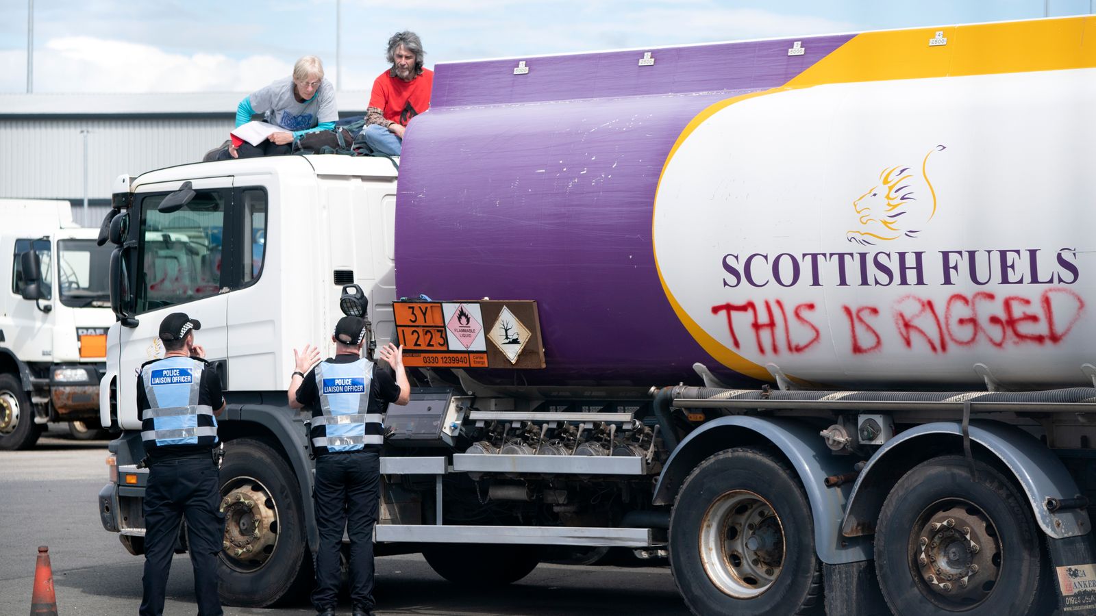This is Rigged climate protesters block gates to Scottish oil sites