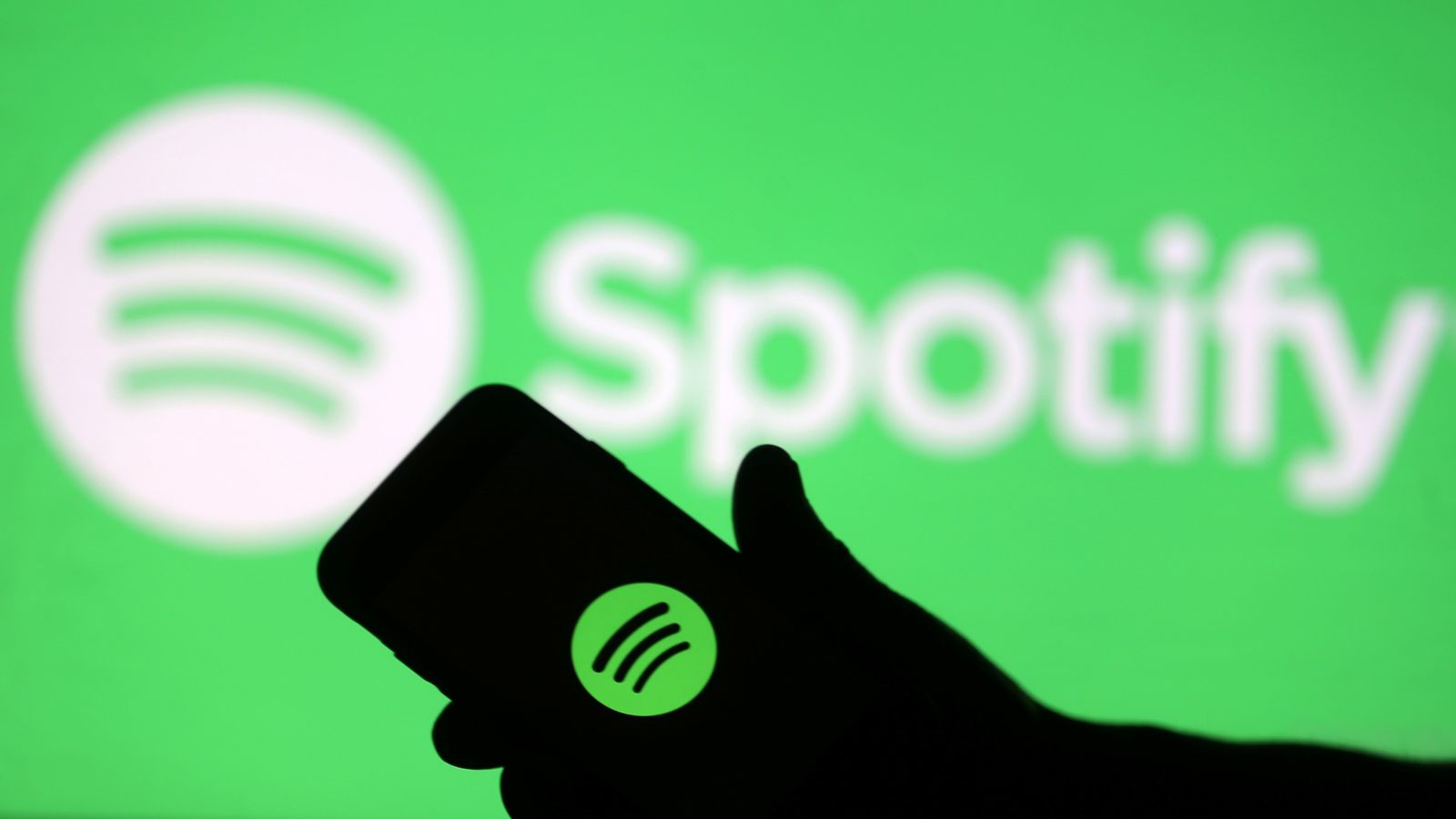 Spotify boss denies claim 30-second repeat play trick can make you rich