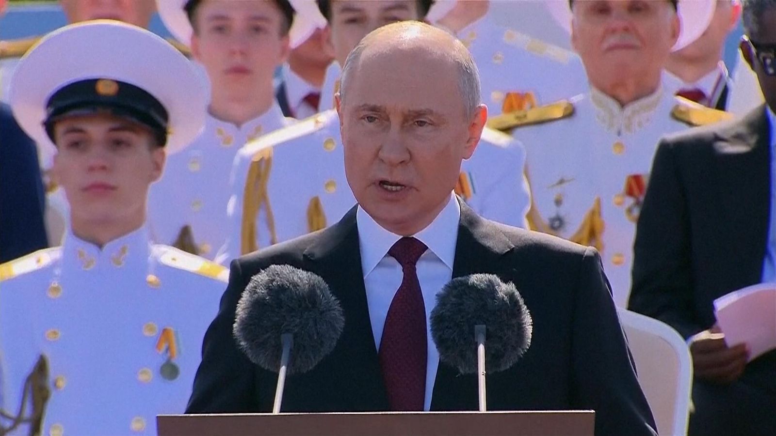 Ukraine War: Vladimir Putin makes speech at Navy Day parade | News UK ...