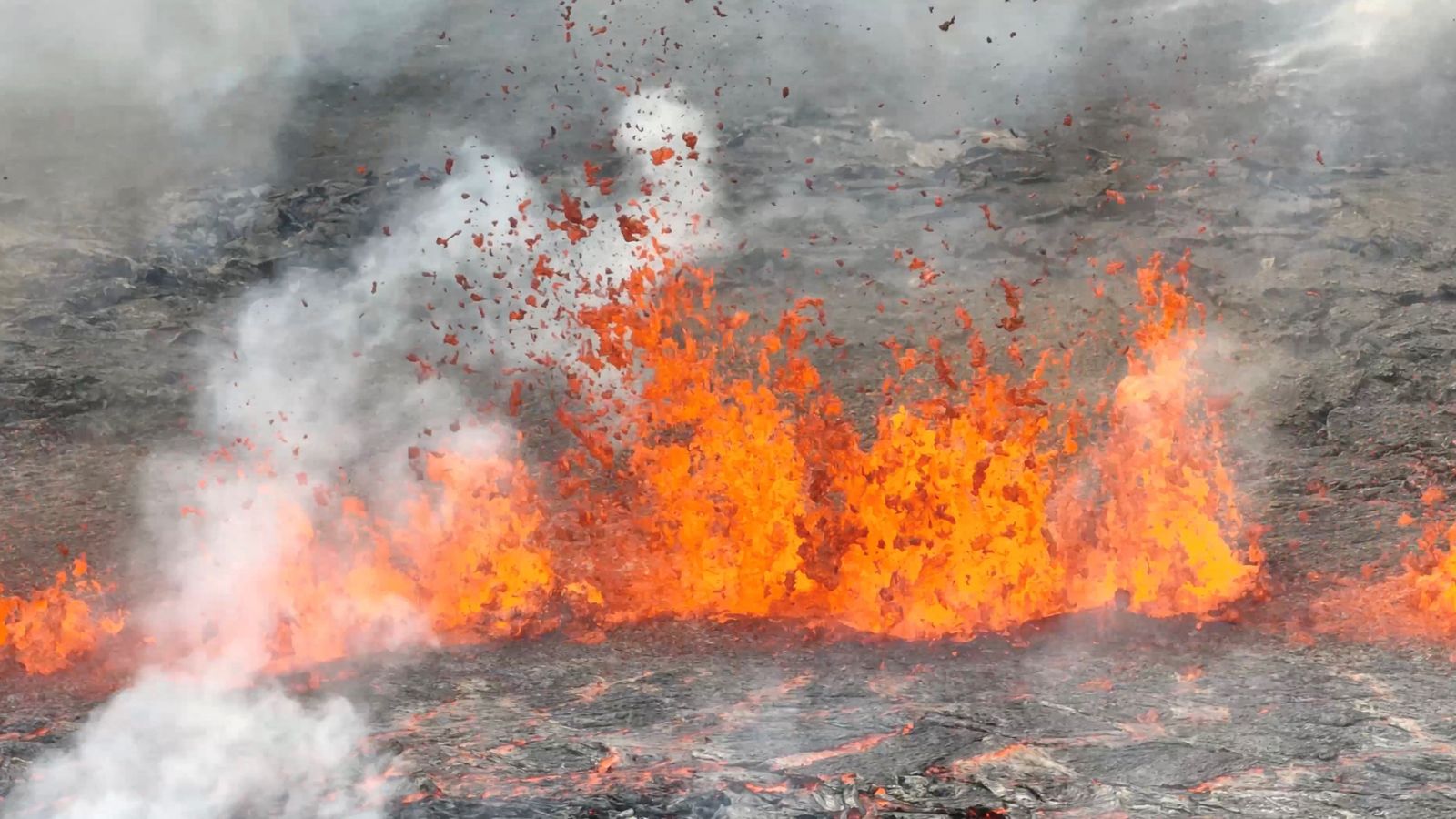 Zum zweiten Mal innerhalb eines Jahres ist in der Nähe der isländischen Hauptstadt ein Vulkan ausgebrochen |  Weltnachrichten