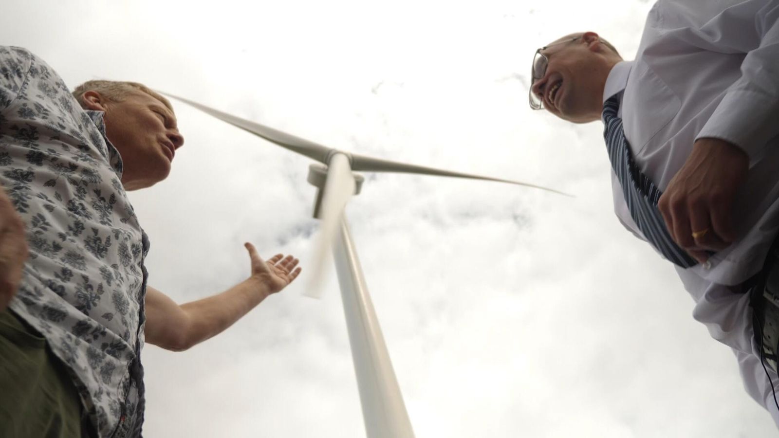 How a Bristol wind turbine is tackling poverty and climate change - Vimarsana News
