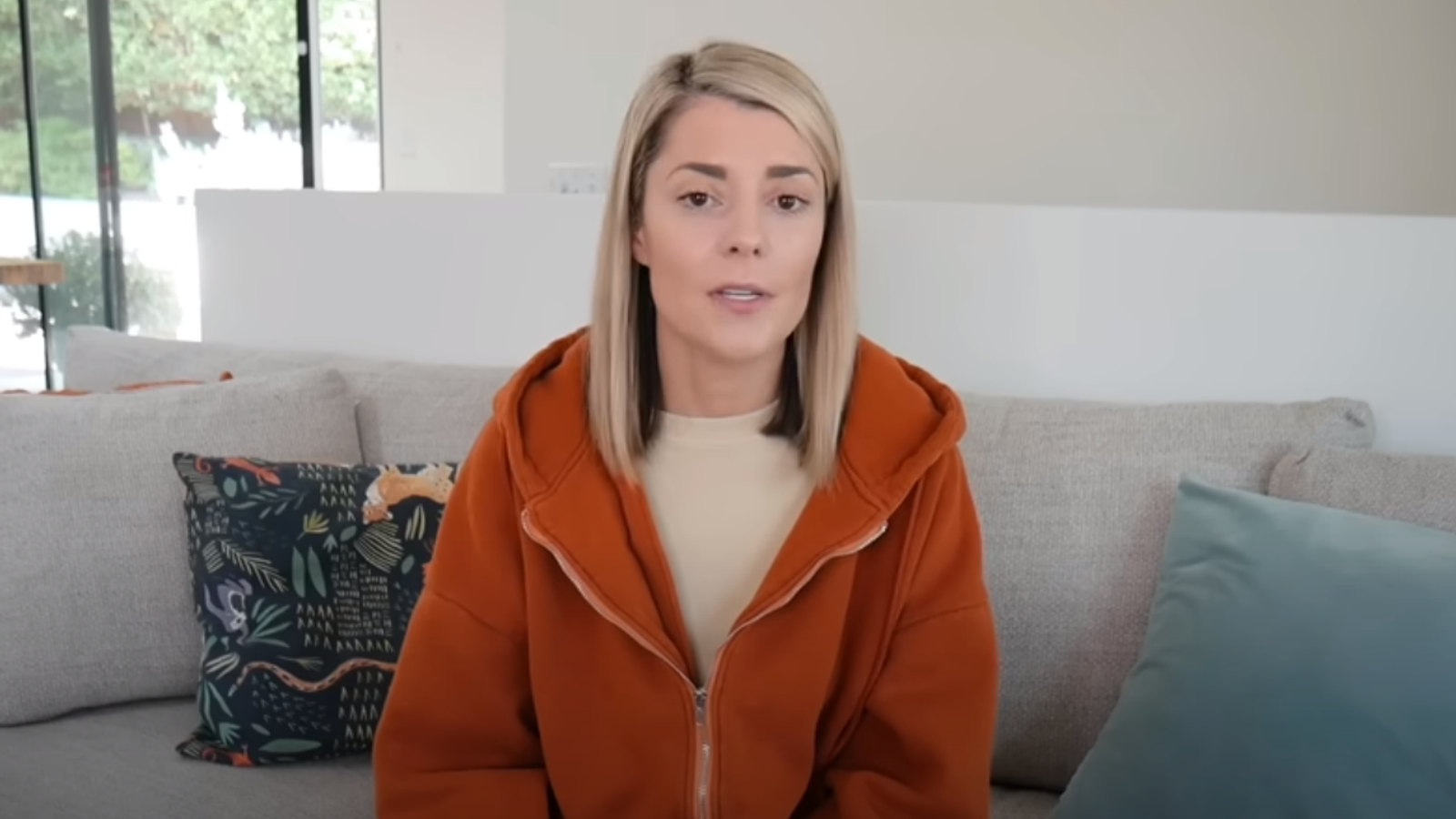 YouTuber Grace Helbig reveals 'triple-positive breast cancer' diagnosis 